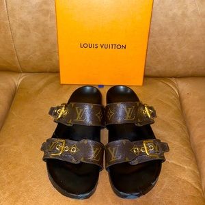 LOUIS VUITTON Bom Dia Mule